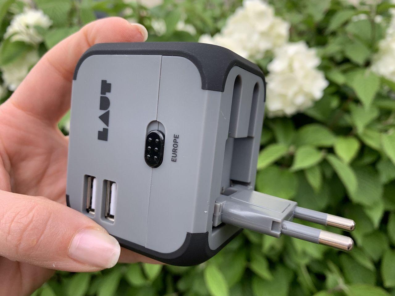 LAUT Travel Adapter