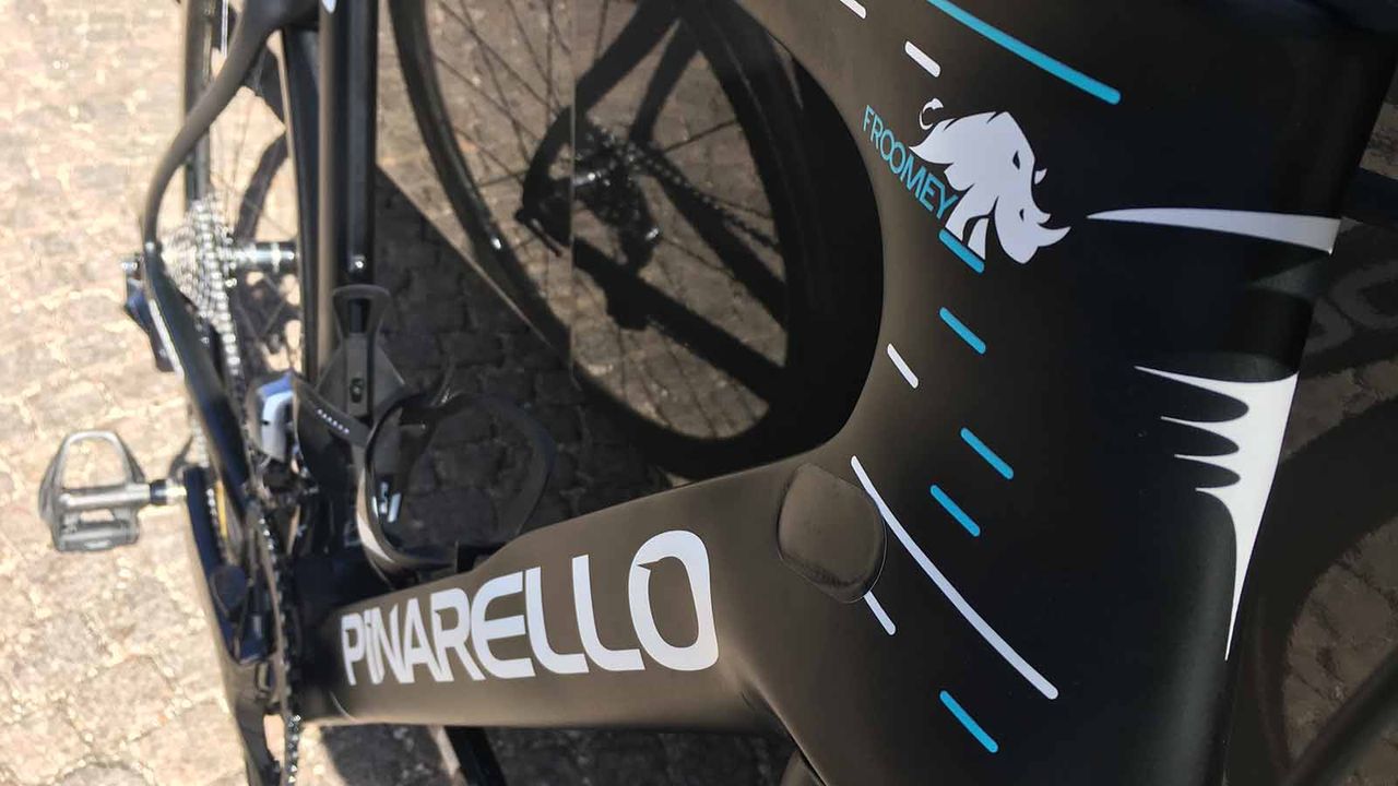 Chris Froome's bikes feature a rhino on the head tube cluster to promote a wildlife charity