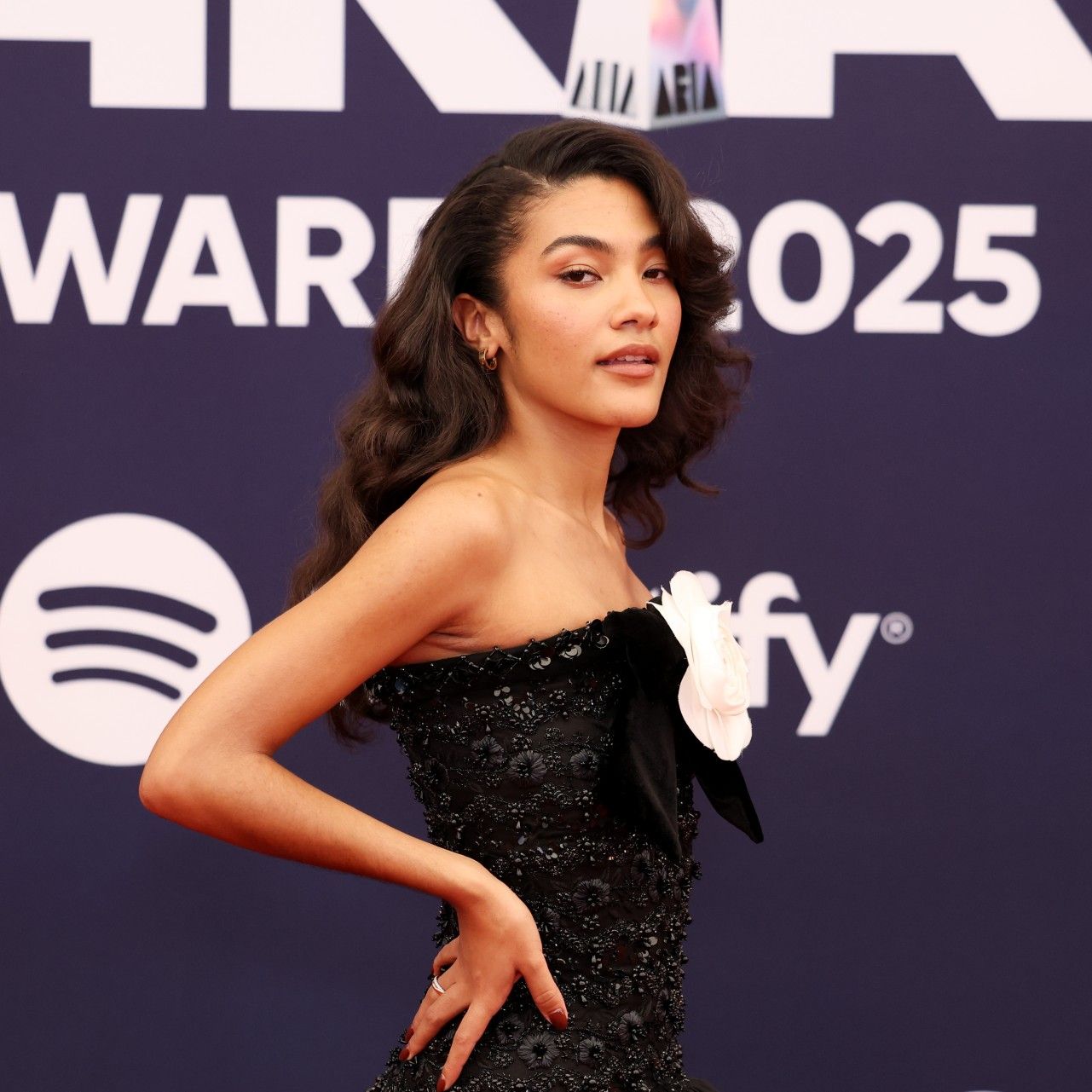 Olivia Dean attends the 2025 ARIA Awards at Hordern Pavilion on November 19, 2025 in Sydney, Australia.