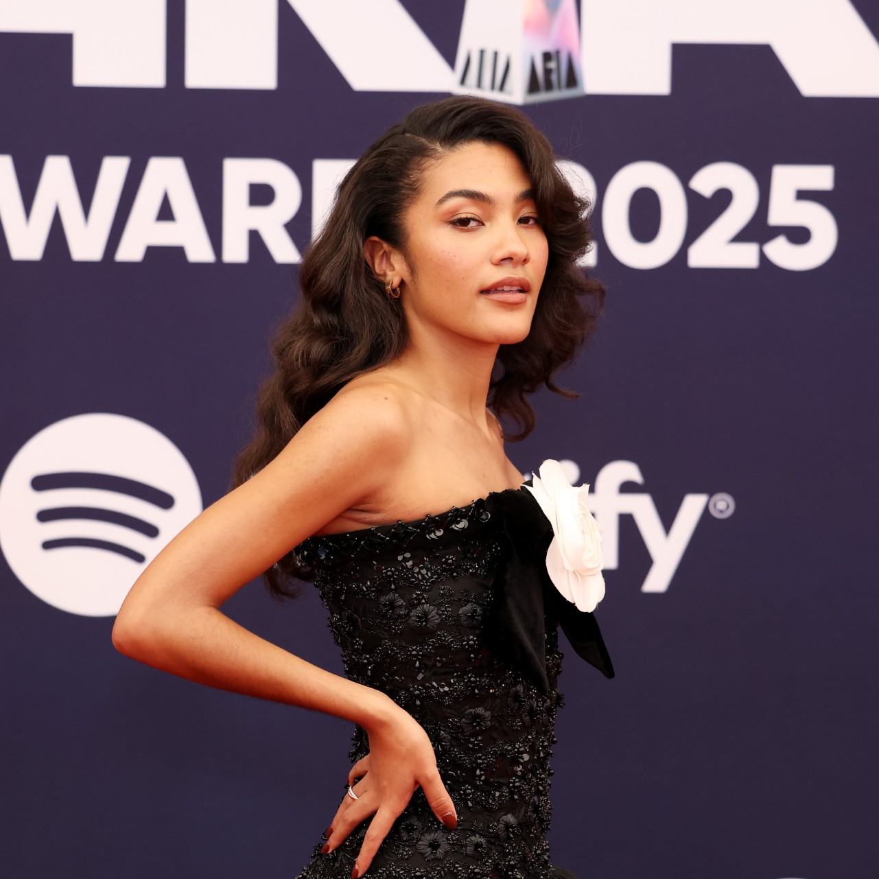 Olivia Dean attends the 2025 ARIA Awards at Hordern Pavilion on November 19, 2025 in Sydney, Australia.