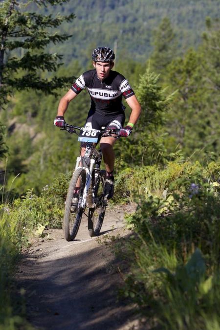 Neal Kindree on his way to third in stage 1