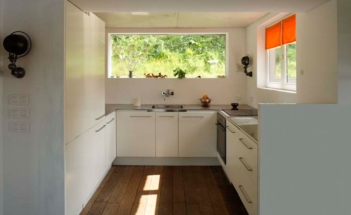 VW House by Franklin Azzi