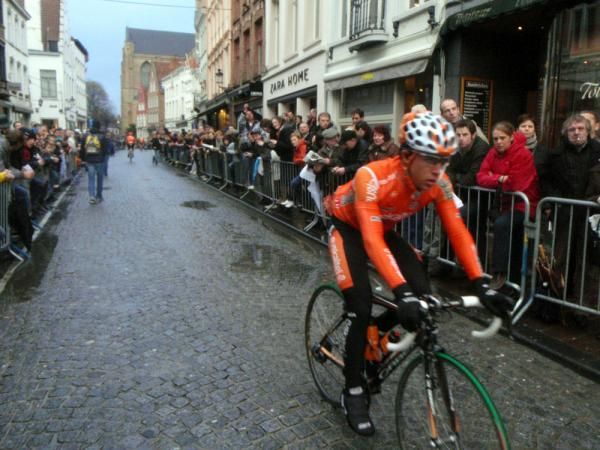 The Euskaltel-Euskadi riders didn't look overly impressed with the damp conditions