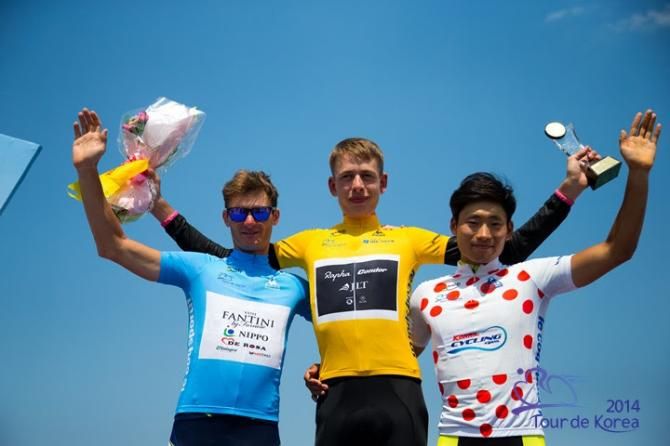 The jersey wearers: Greg Bole (Vini Fantini), Hugh Carthy (Rapha Condor JLT) and Kyung-Gu Jang (Korail Cycling Team)