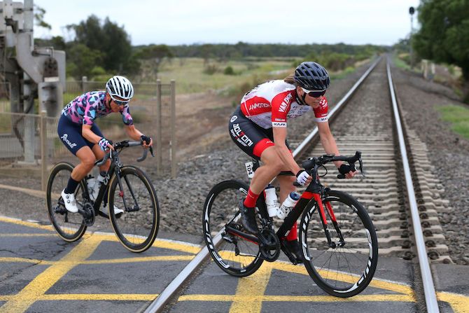 The early breakaway of Madeline Wright (Roxsolt Attaquer) and Marieke van Witzenburg (Doltcini-Van Eyck)