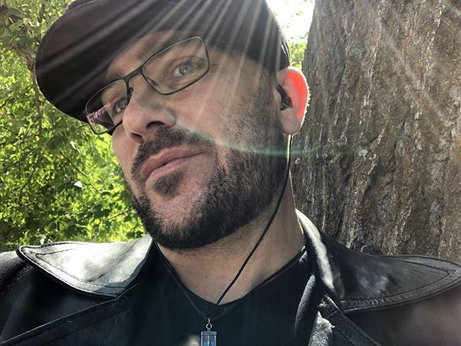 This picture was taken using the iPhone 8 Plus&rsquo;s front-facing camera.