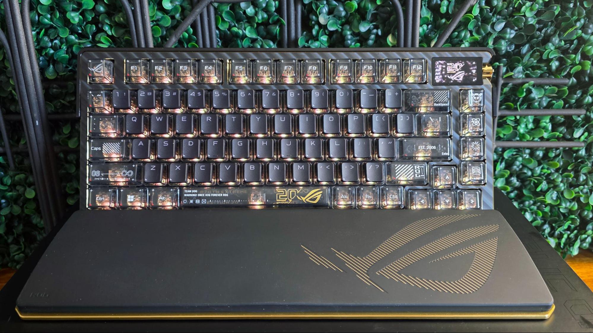 Asus ROG Azoth Extreme Edition 20
