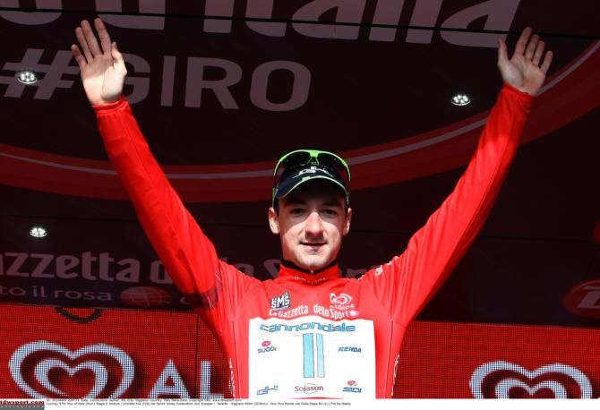 Elia Viviani (Cannondale) in the red jersey