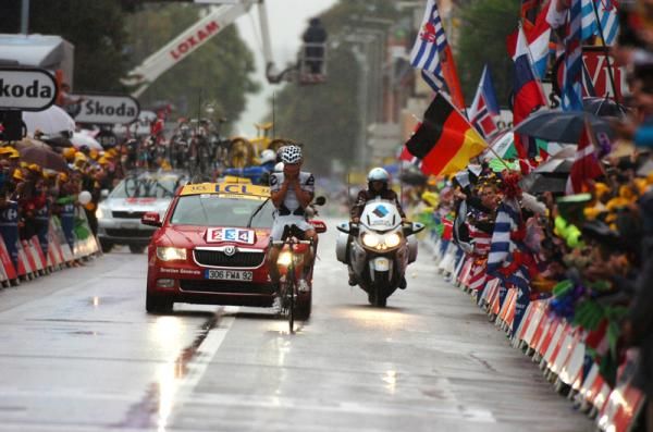 An emotional Heinrich Haussler (Cervelo TestTeam) finishes in Colmar