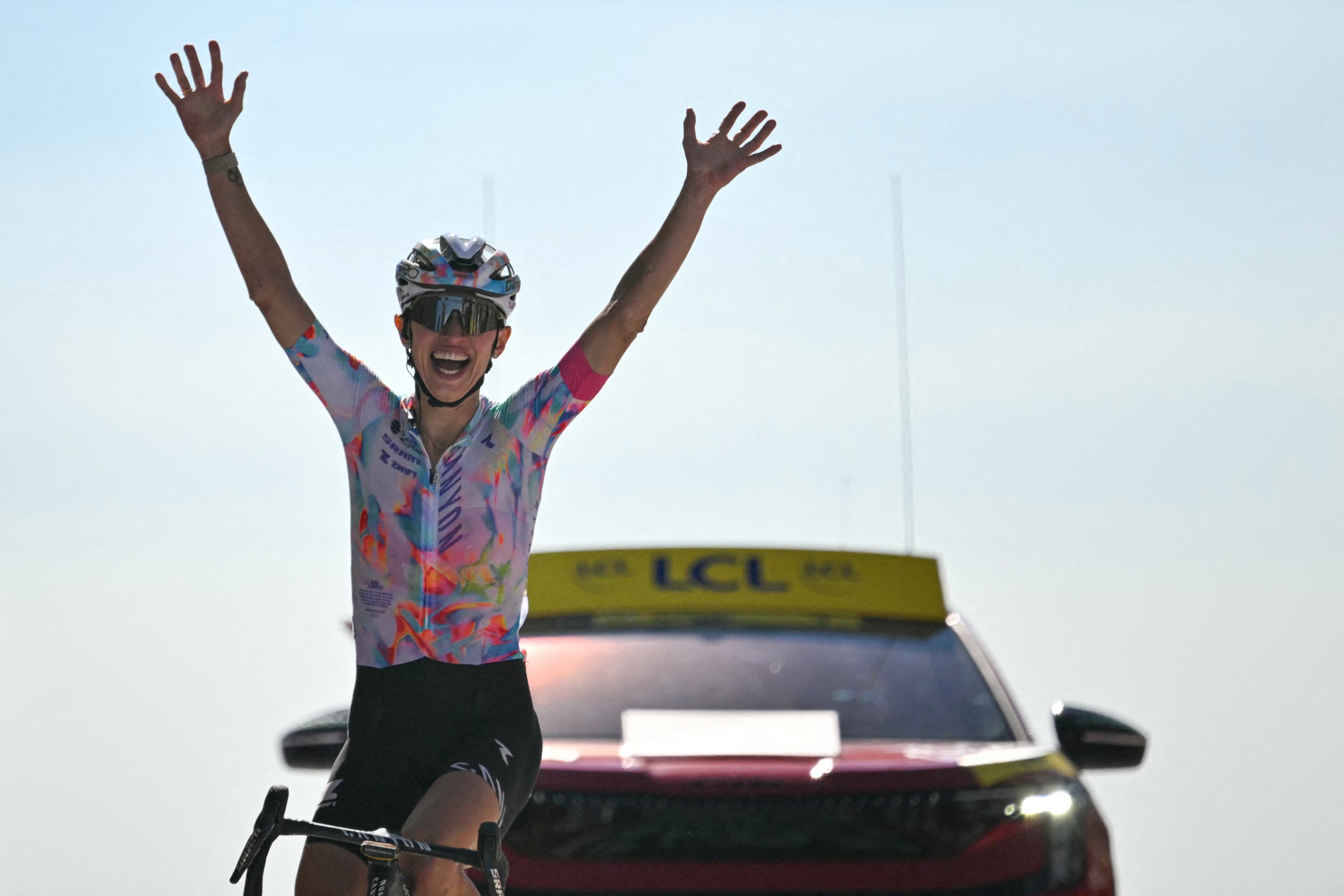 Kasia Niewiadoma wins on Mont Ventoux at the Tour de France Femmes 2026
