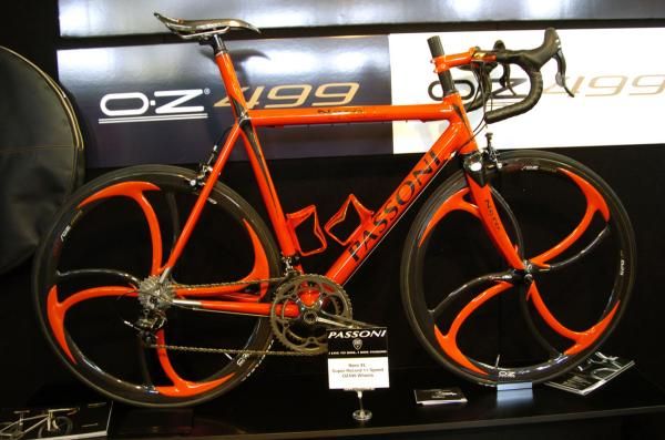 Passoni's Nero XL, which included Campagnolo's Super Record groupset, was one of the most photographed bikes at this year's show.