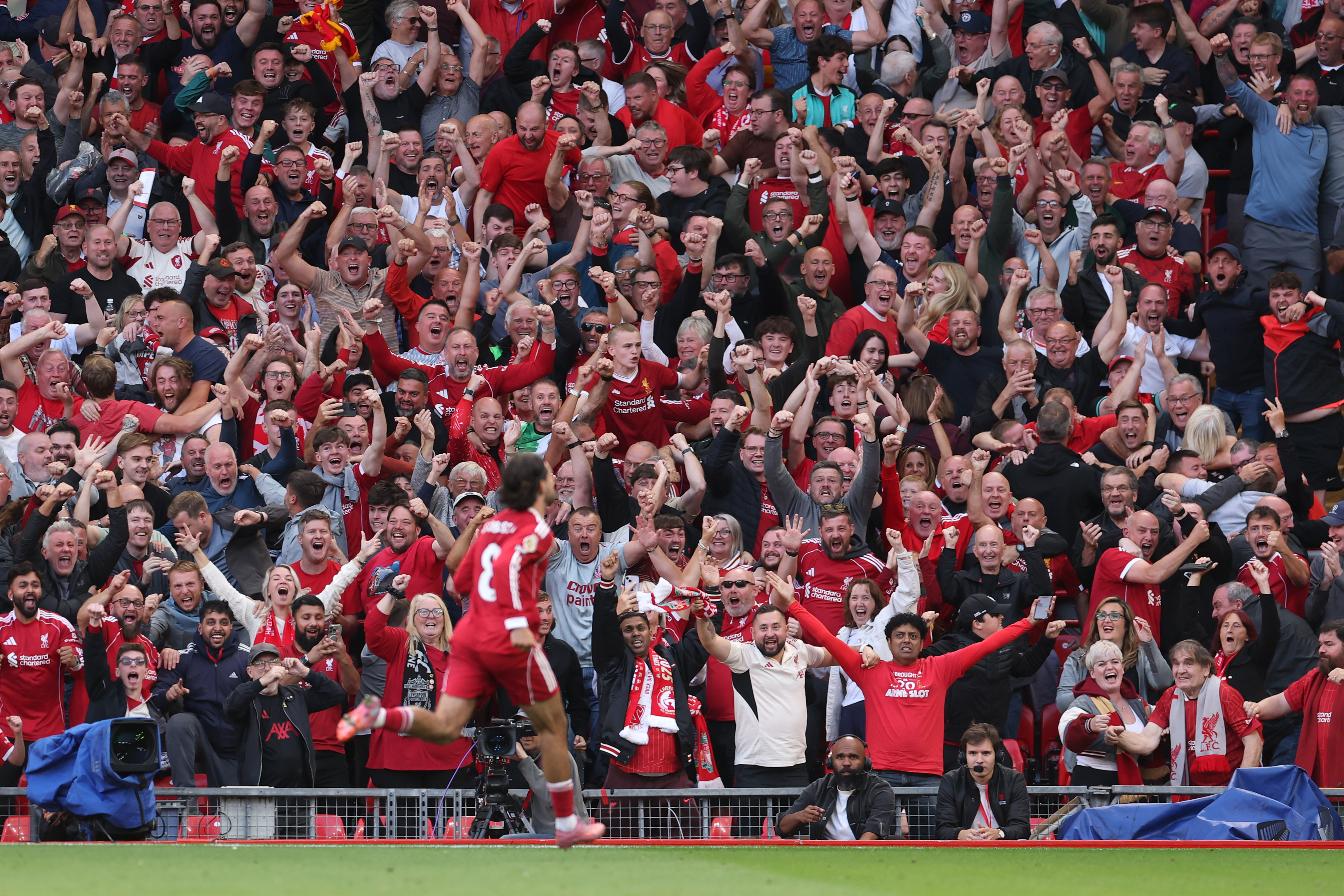 Liverpool beat Arsenal thanks to Dominik Szoboszlai&#039;s free-kick