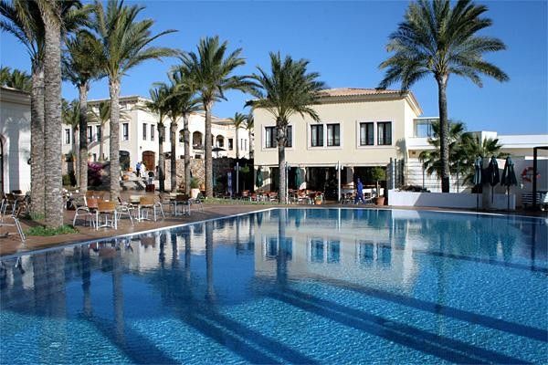 The resort is a luxurious one and attracts thousands of visitors each year. There were 150,000 overnight stays in 2006.