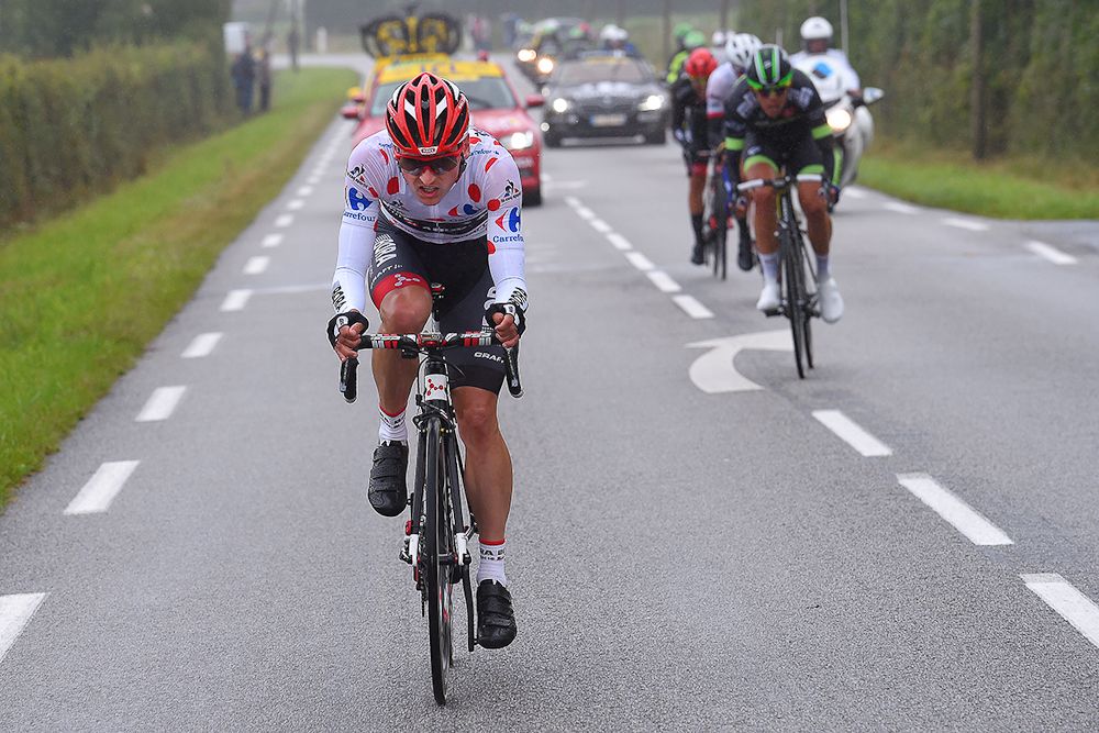 Paul Voss attacks the breakaway during stage 2