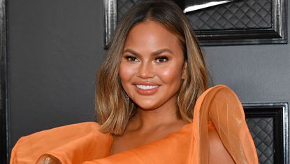 chrissy teigen instagram neon eye makeup