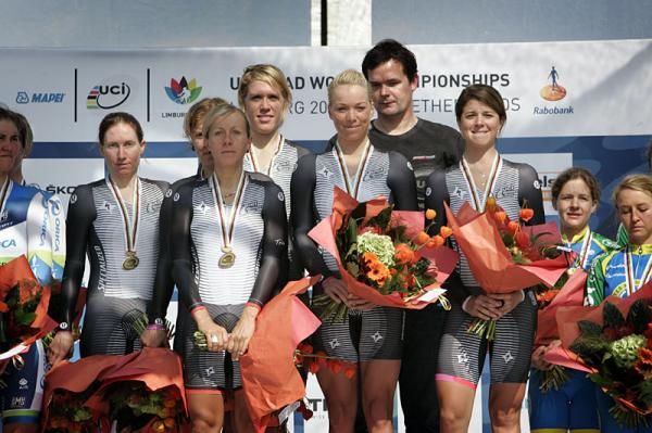 Team Specialized - Lululemon on the podium