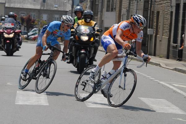 Coen Vermelfoort (Rabobank) and Florent Mall&eacute;gol (C&ocirc;tes d'Armor Marie Morin).