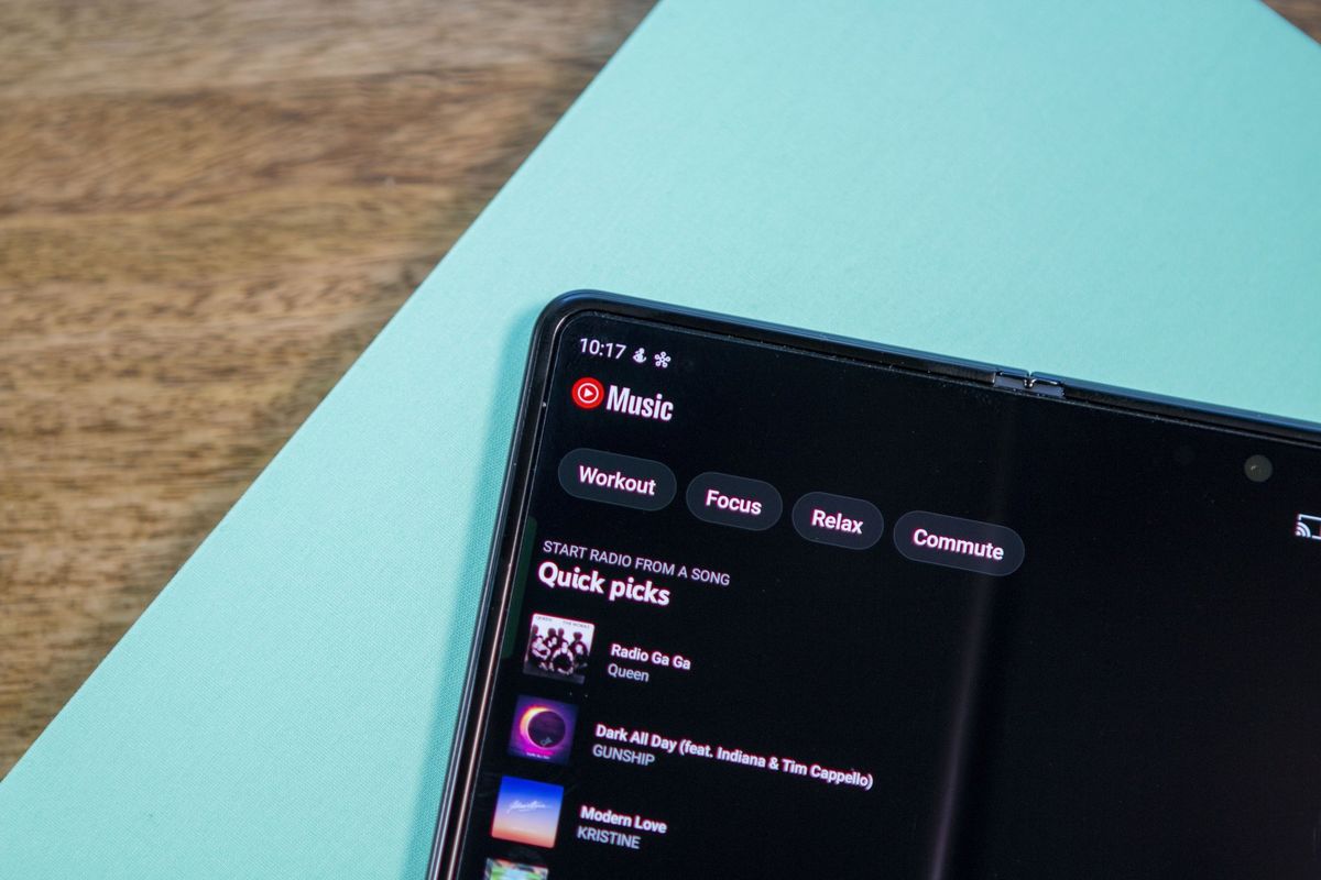 Youtube Music Branding Up Close Galaxy Z Fold