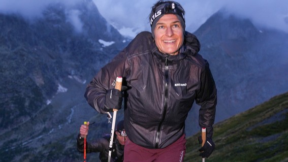 Camille Bruyas climbing in the 2025 UTMB