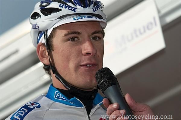 Anthony Roux (FDJ) interviewed before the race.