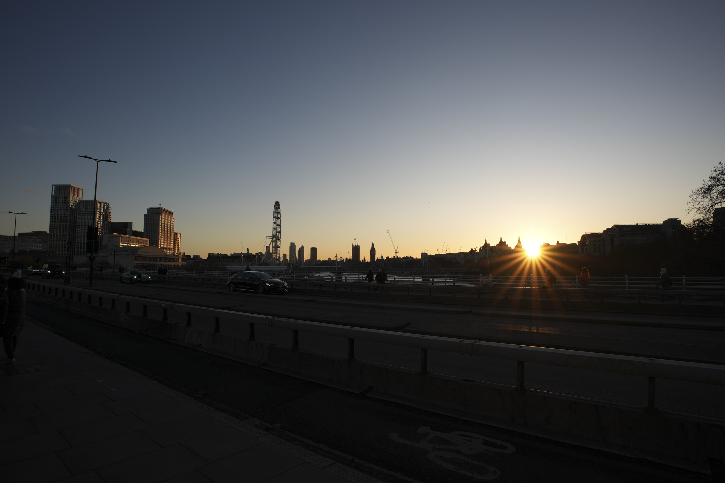 Sigma 12mm f/1.4 DC | C lens test shot showing low light performance in London