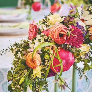 summer floral decoration ideas for garden party