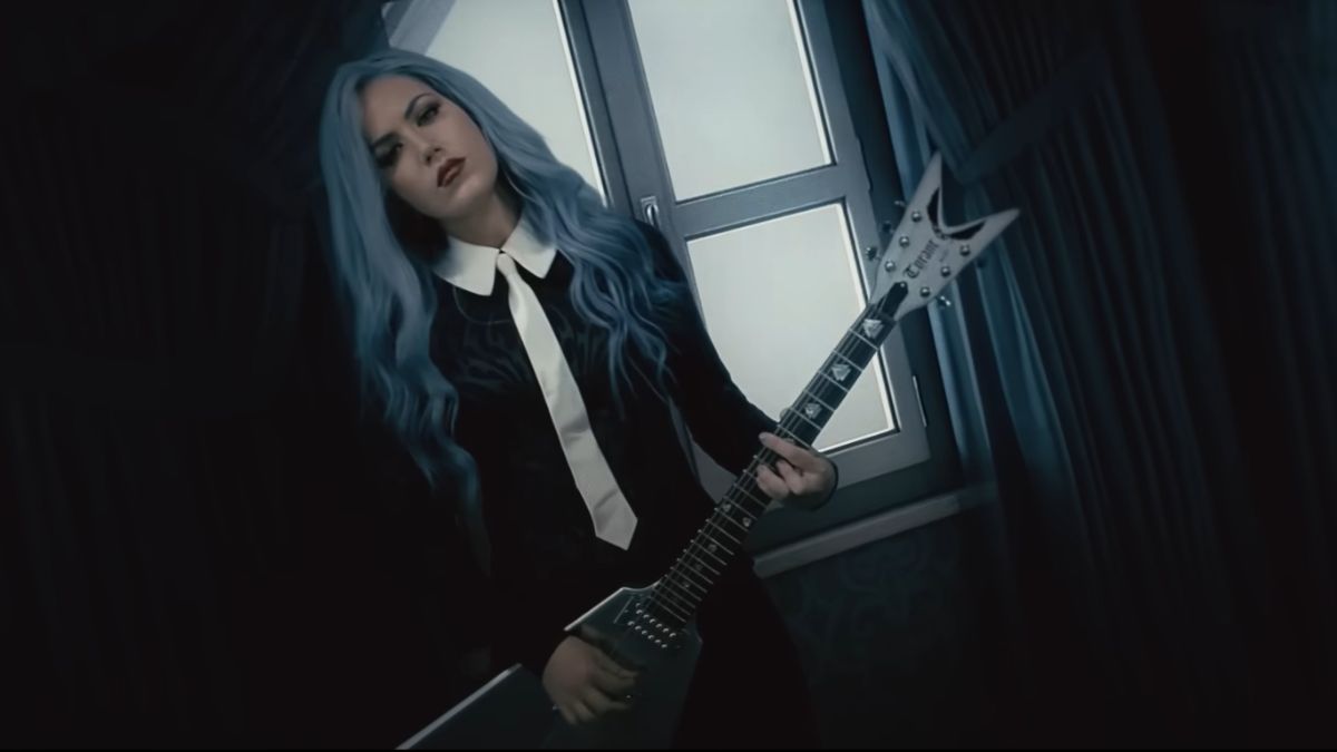 Alissa White-Gluz