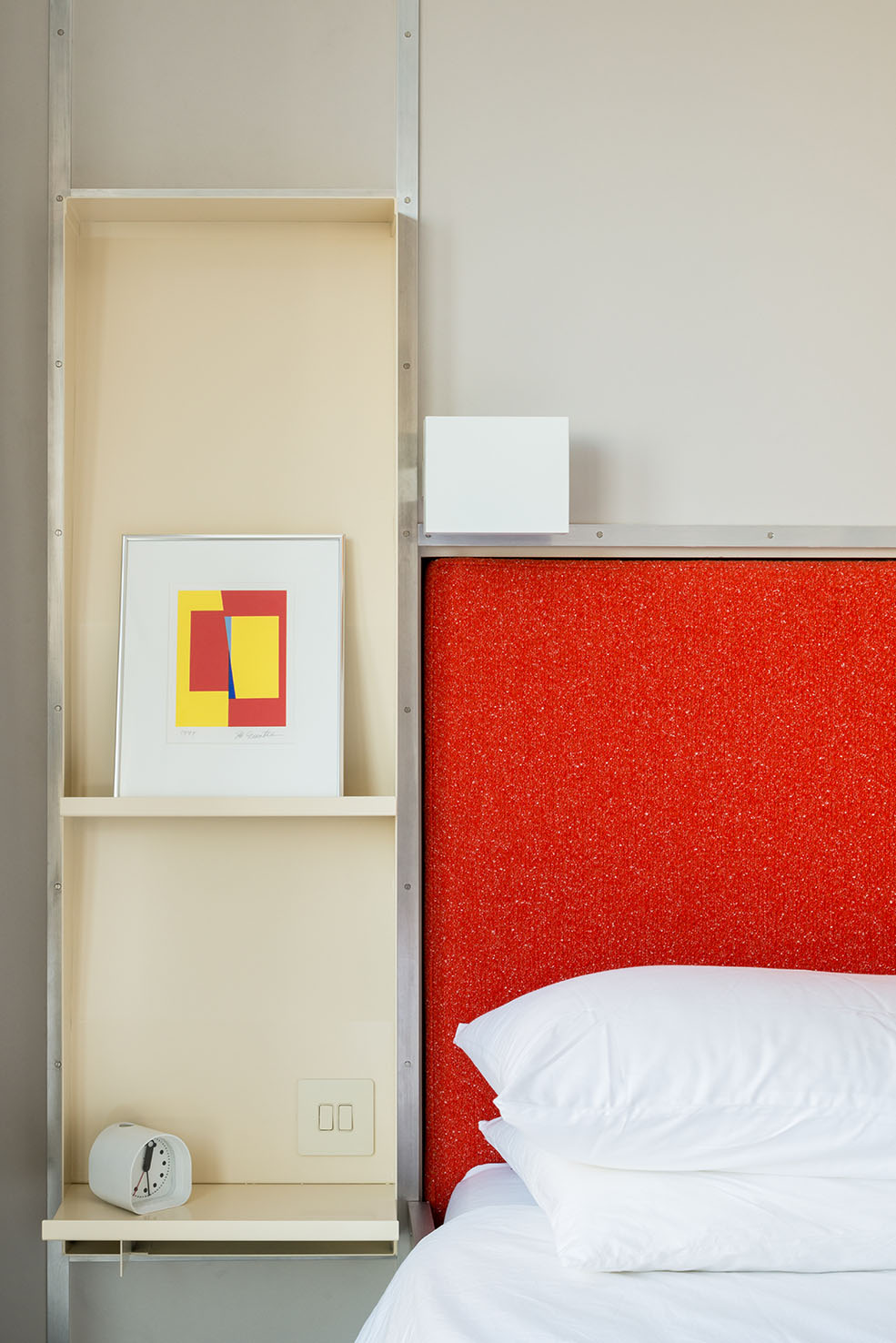 Bedroom with pillow