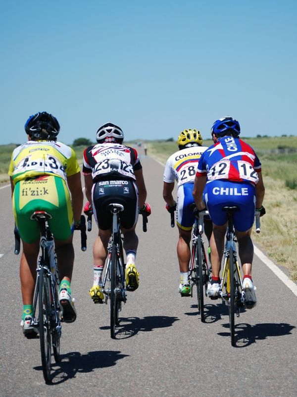 The breakaway make their way alone