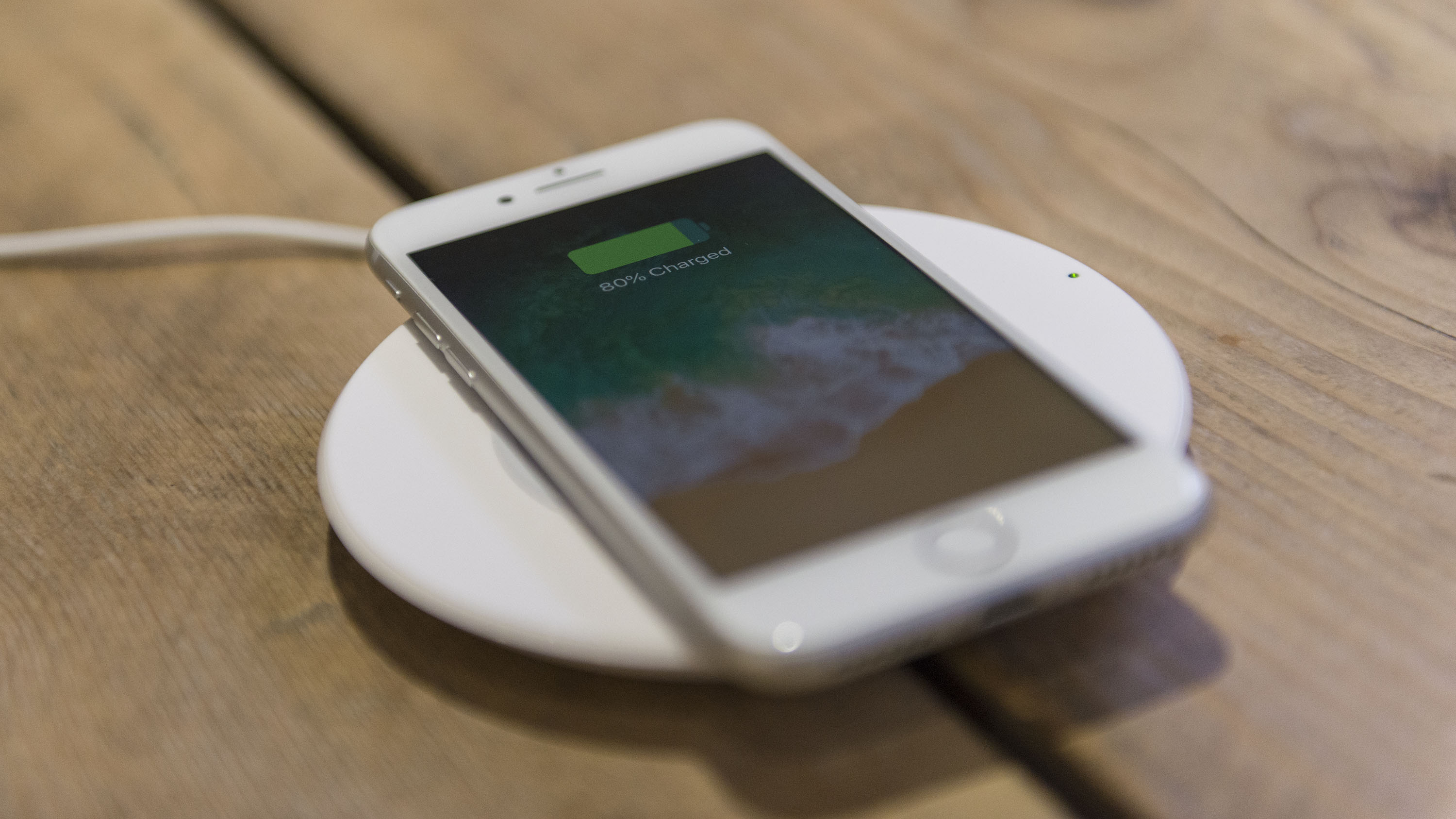 Hands-on with Apple's iPhone 8 and 8 Plus' new wireless charging