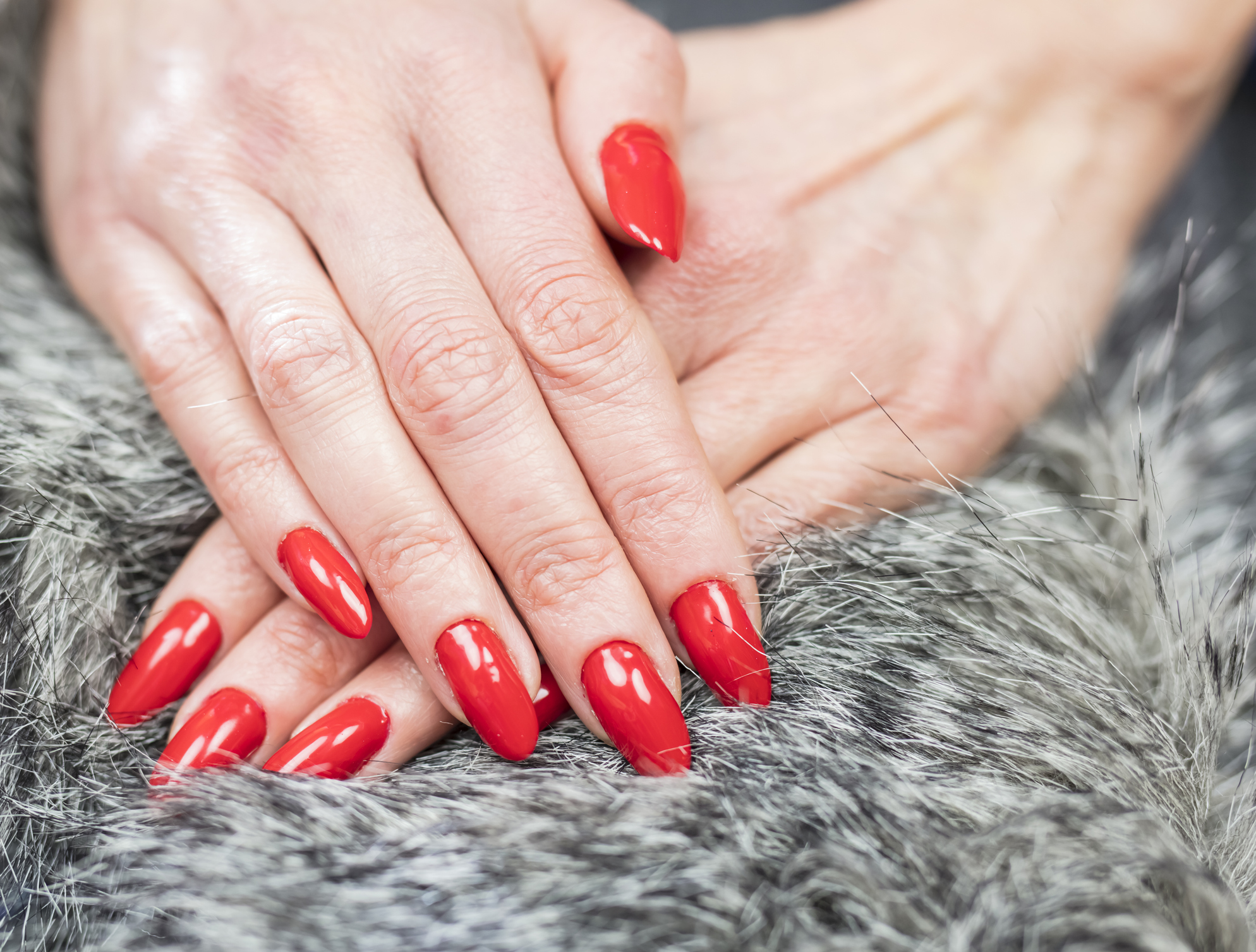 This genius hack will help hide your outgrown gel manicure during lockdown  | GoodTo
