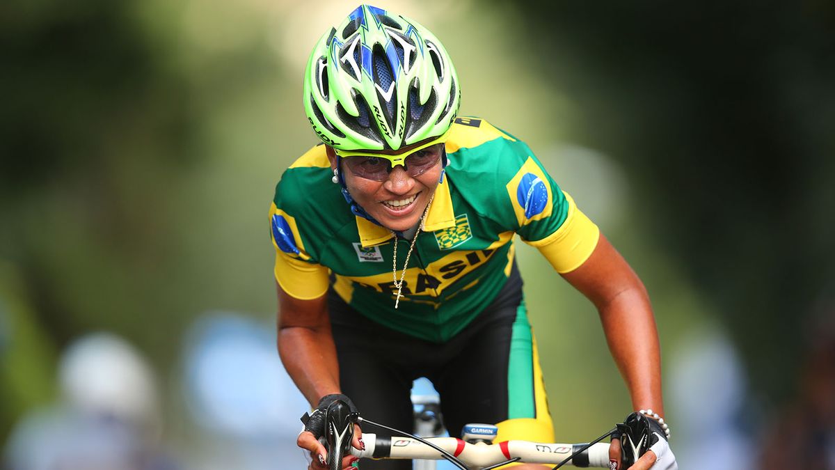 Uenia Fernandes Da Souza represents Brazil in 2013
