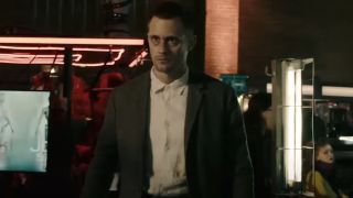 Alexander Skarsgård in Mute