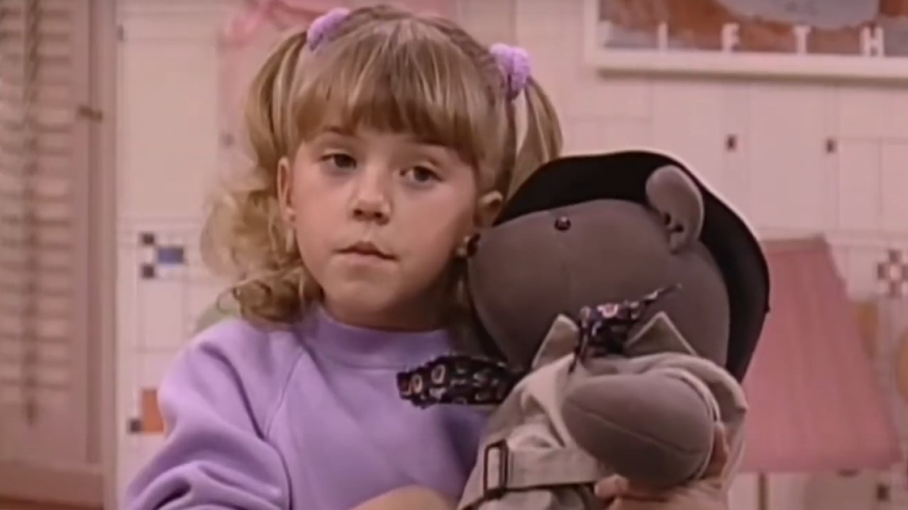 Whatever Happened To Full House’s Mr. Bear? Jodie Sweetin Explains Where The Original Stuffed Toy Is Today