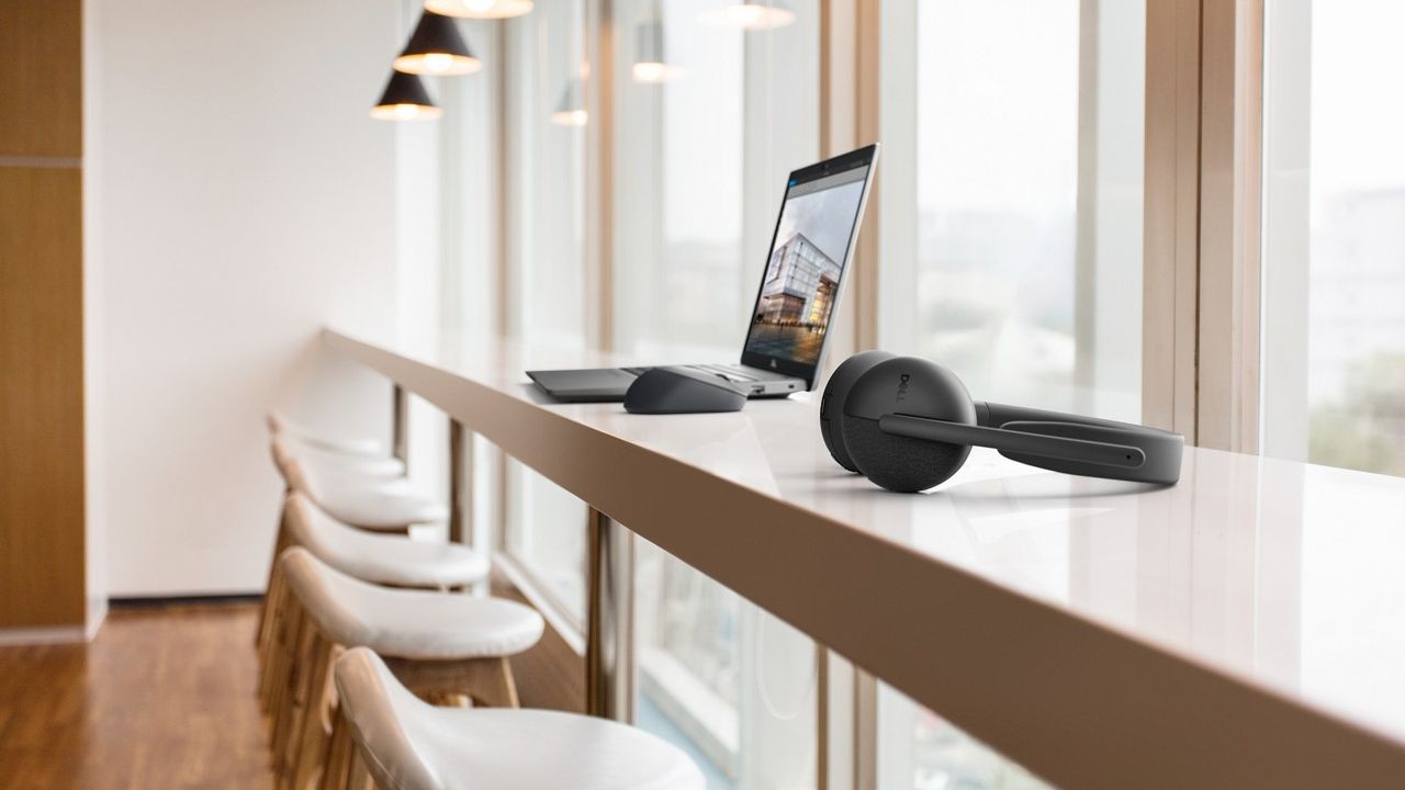Image of the 2024 Dell Headset lineup.