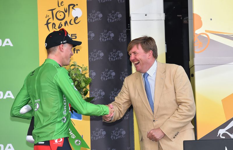Rohan Dennis shares a laugh with King Willem-Alexander