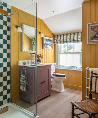 yellow bathroom painted in India Yellow from Farrow & Ball