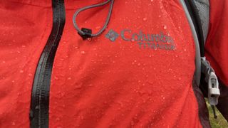 how to choose a rain jacket for hiking: Columbia jacket