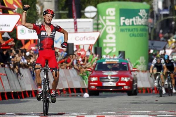 Steve Cummings (BMC) held off Cameron Meyer (Orica-GreenEdge) and Juan Antonio Flecha (Sky).