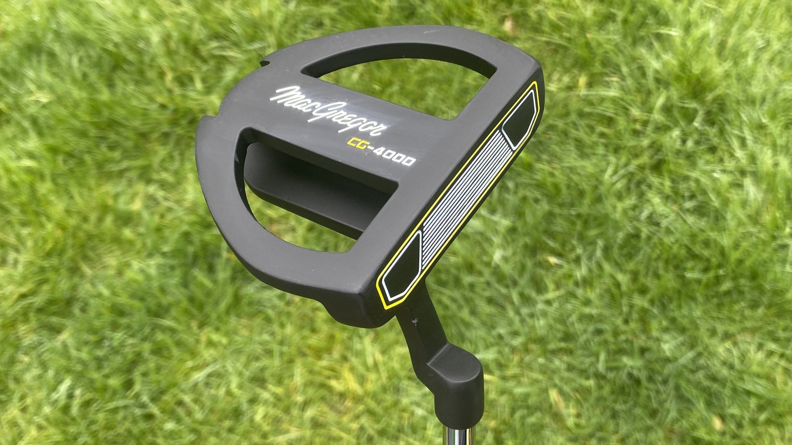 Photo of the MacGregor CG4000 Package Set