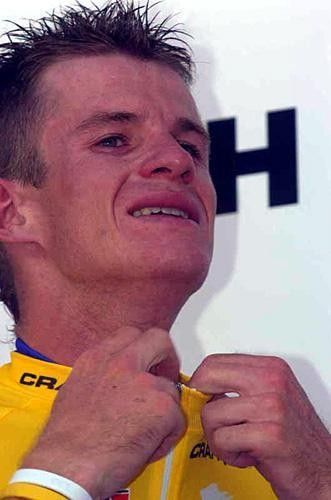 Michael Rogers (Quick.Step-Innergetic) wonders why all the jerseys in Switzerland are so small