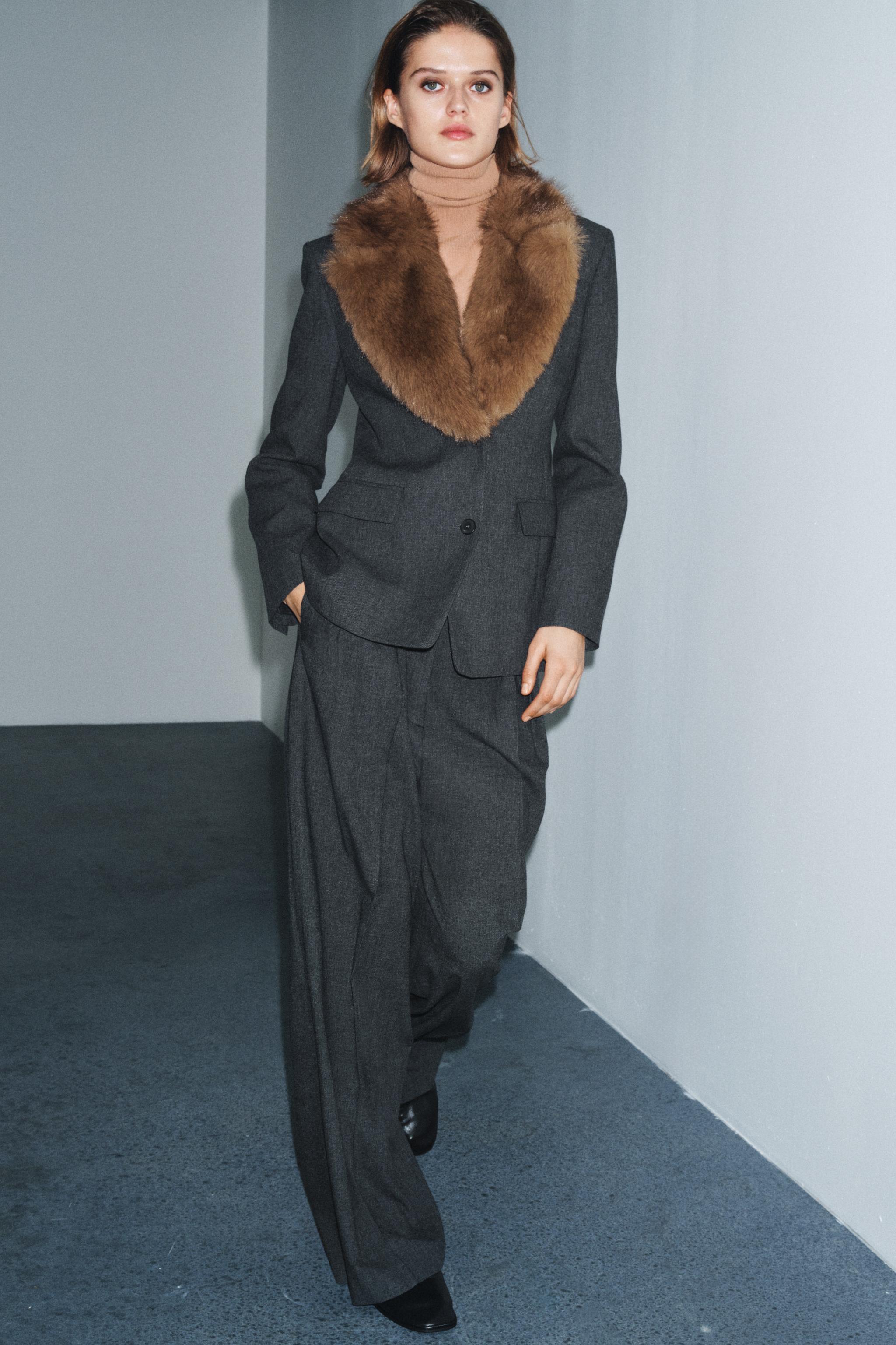 Zw Collection Wide-Leg Trousers With Darts