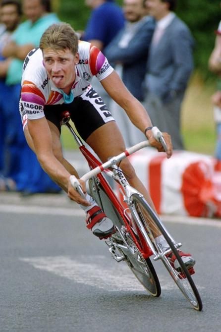 Sean Yates on his way to winning stage 6 of the 1988 Tour de France.