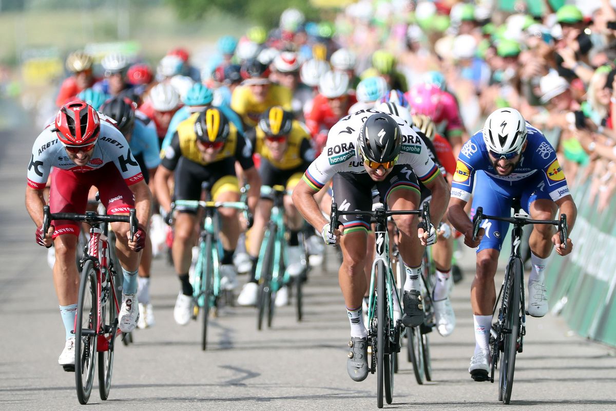 Peter Sagan overpowers Fernando Gaviria