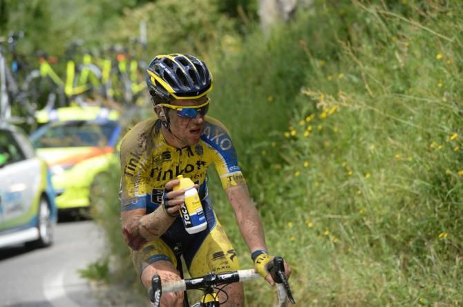 Chris Anker Sorensen carries on despite crashing earlier in the stage