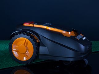 Worx 6.5-inch 28V Cordless Electric Landroid Mower