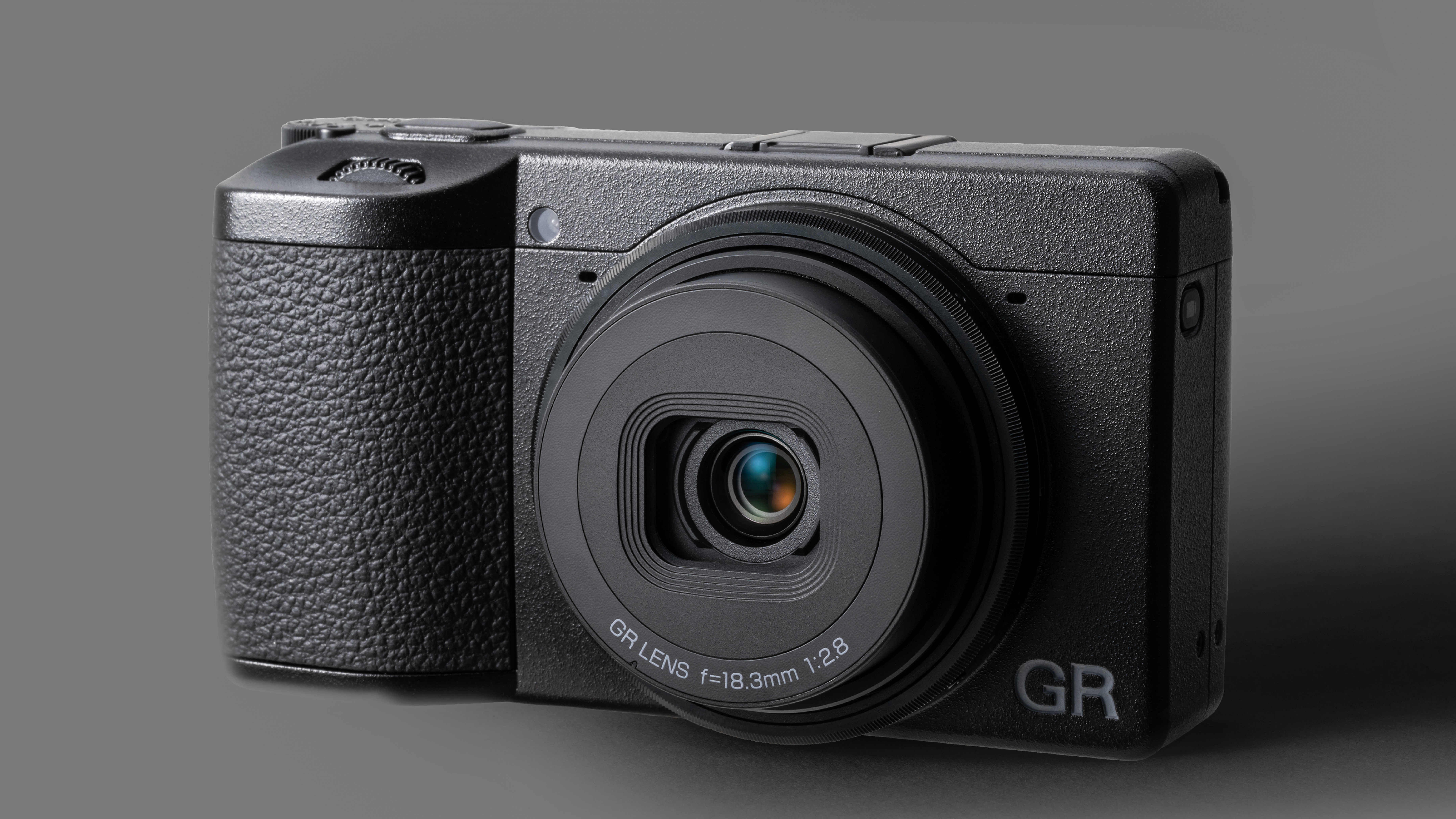 Ricoh GR IV