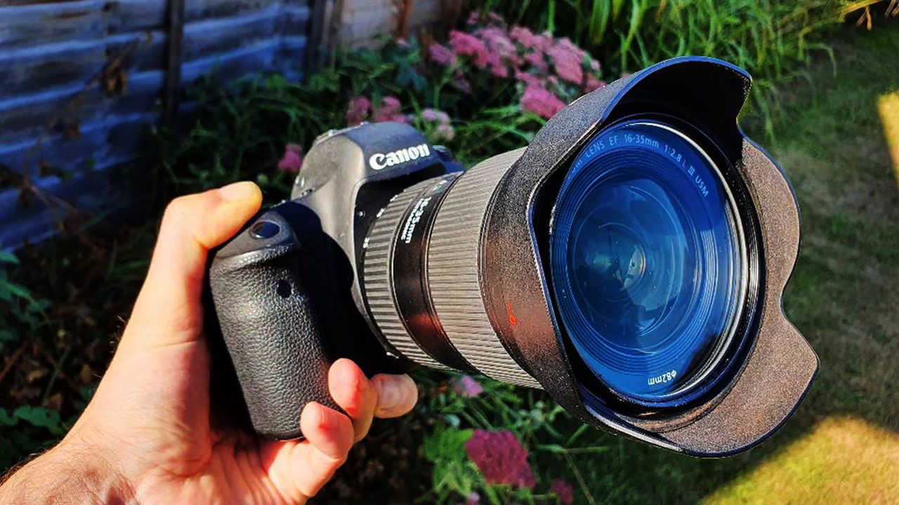 Canon EF 16-35mm f/2.8L III USM Best Lenses For Astrophotography