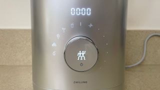Zwilling Enfinigy Power Blender with close up of controls