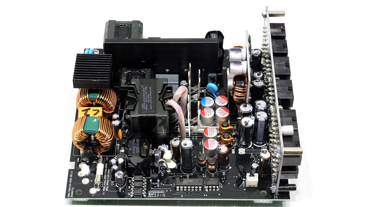 MSI MPG A750GF